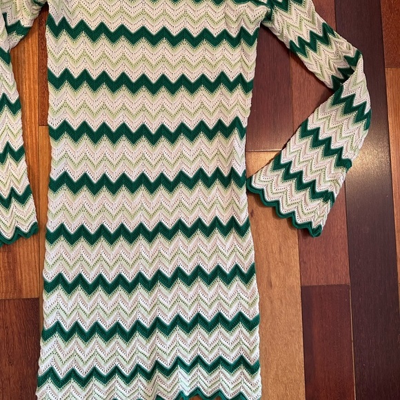 Twik | Simon’s zigzag green and white knit long sleeve dress size xl - Picture 2 of 3